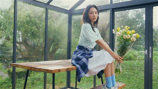 變許瑋甯師妹！李沐最新形象美照曝光