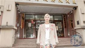 鍾明軒今出庭應訊，針對遭影射收受中共資金一事提告，盼透過司法途徑還原事實。