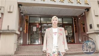 鍾明軒公關品要不到！告八炯踩我屍體上爬