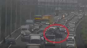 台南,事故,連假,路段,車流,國道,下營,車禍,追撞,車流。（圖／翻攝自高公局官網）