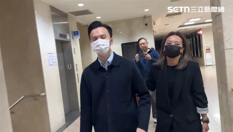 鄭克豪以5萬元交保。（圖／翻攝畫面）