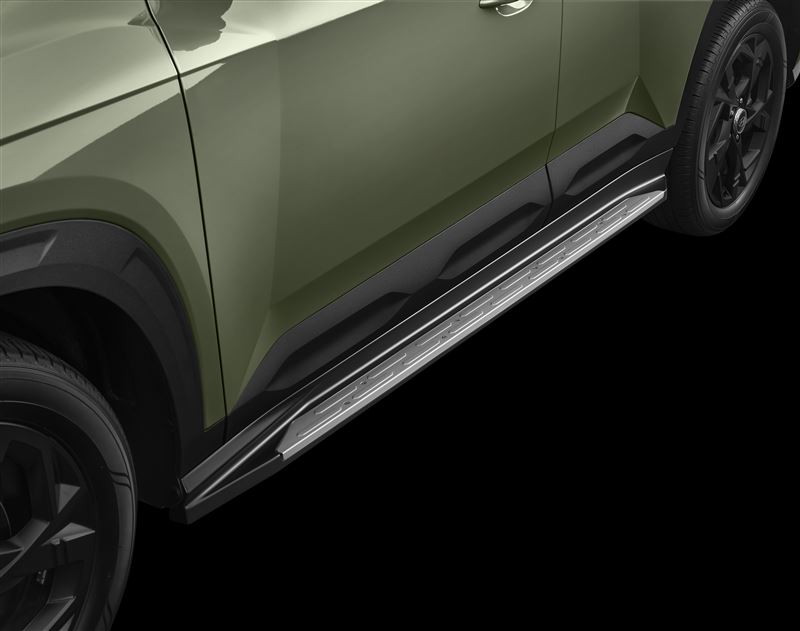 消光黑鋁圈與登車踏板。（圖／Hyundai提供）