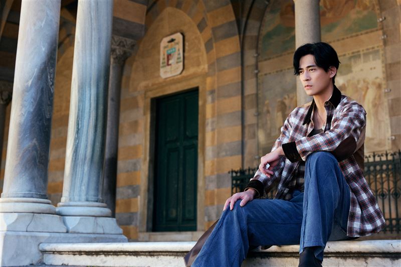 周渝民新歌〈誰給我的勇氣〉MV遠赴義大利拍攝。（圖／相信音樂提供）