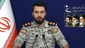 美國總統川普（Donald Trump）揚言將伊朗「打回石器時代」後，伊朗軍方於2日強硬回擊，誓言擴大攻勢「輾壓」美以兩國，強調敵人投降前絕不停戰。（圖／翻攝自X平台 @PressTV）