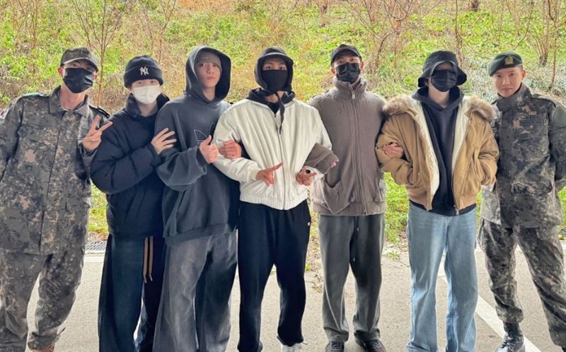 王子閃兵事件更進一步延燒至國際媒體，南韓娛樂版面也大篇幅報導此事，有韓媒以「連BTS都去當兵了，台灣演藝圈爆兵役弊案引發全民怒火」。（圖／翻攝自網路）