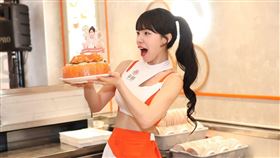 韓籍啦啦隊女神李多慧出席爭鮮活動。（圖／記者鄭孟晃攝影）