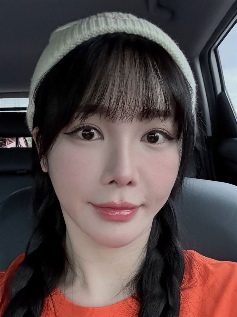 舒子晨說自己被身體整慘。（圖／翻攝自IG）