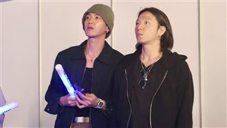 直擊／柯震東驚喜現身FLOW專場演唱會