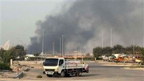 阿布達比防空系統攔截攻擊，碎片墜落造成至少12傷。（圖／翻攝自X平台 @VladimierPutin
）