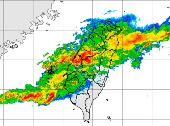 鋒面影響，部分縣市降下超大雨。（圖／取自中央氣象署）