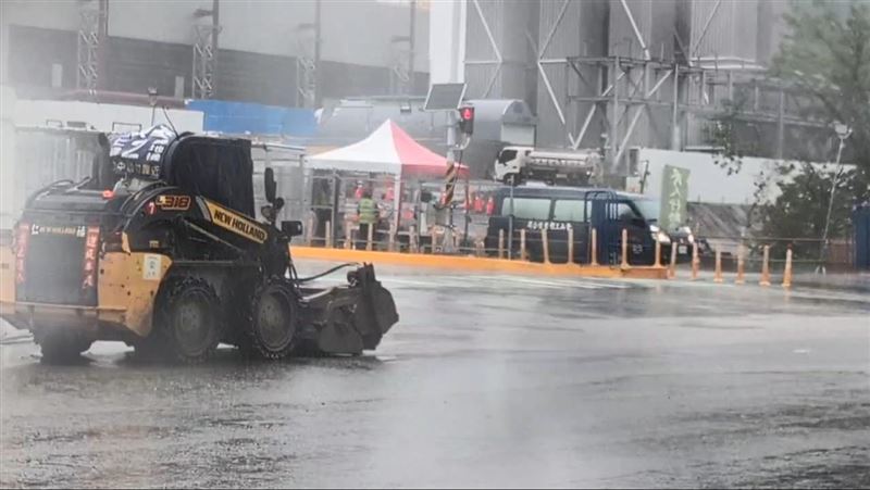 新／強降雨襲南台！台積電工地遭水困