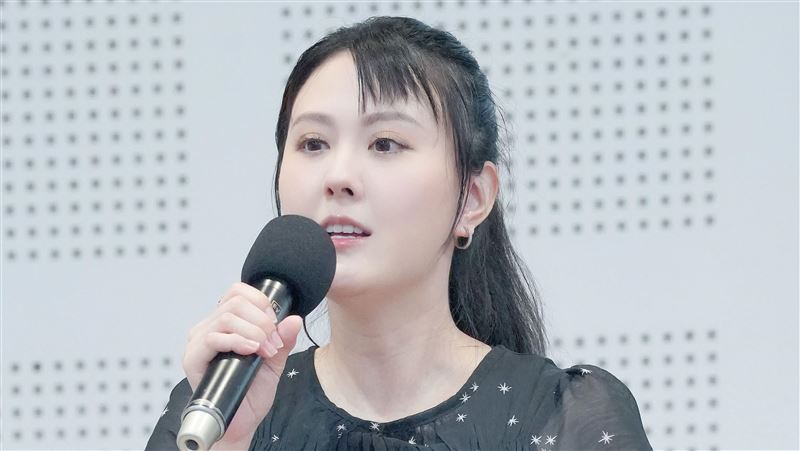 張晏塵兒童節做公益。（圖／藝起發光Ｘ蒙福教會提供）