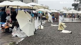 市集,陽傘,攤商,台南,史博館,下雨,風雨（圖／記者王紹宇攝影）