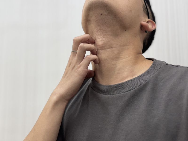 隨著清明節氣來臨，氣候由乍暖還寒逐漸轉為溫暖潮濕，中醫師指出，此時正是皮膚問題好發季節，尤其是濕疹、異位性皮膚炎、皮膚搔癢等症狀