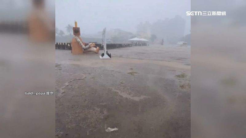 哈瑪星鐵道園區慘遭大雨侵襲