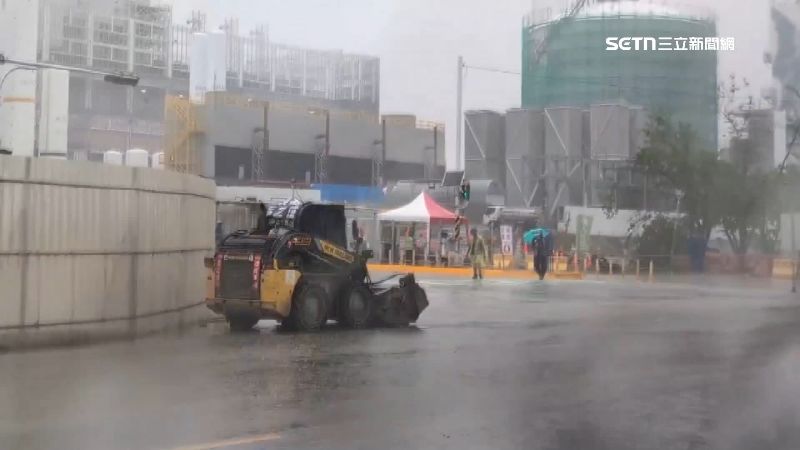 嘉義台積電工地外也派出山貓戒備