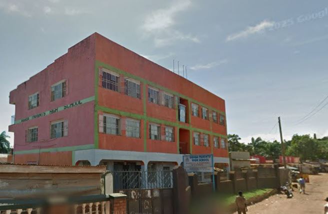 東非國家烏干達首都一間幼兒園遭男子闖入，持刀砍殺4名幼兒。（圖／翻攝自google map）