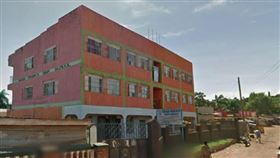 東非國家烏干達首都一間幼兒園遭男子闖入，持刀砍殺4名幼兒。（圖／翻攝自google map）