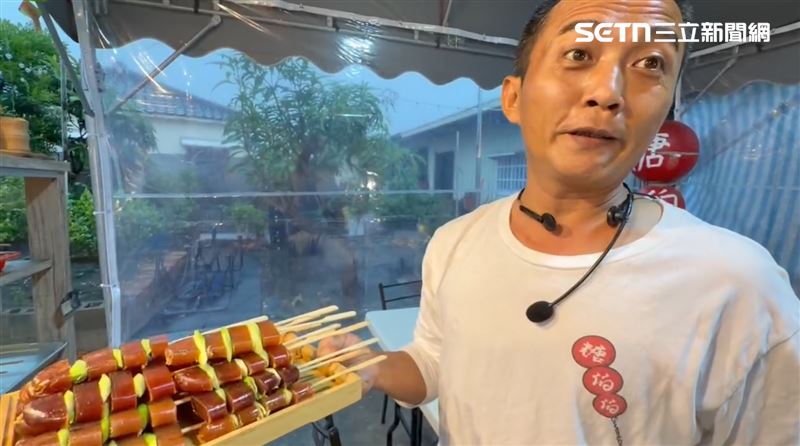 糖伯伯「1699元葫蘆吃到飽」4日登場，老闆準備了500、600串給參加者吃。（圖／記者林昱孜攝影）
