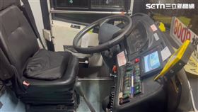 雙方下車查看時，廖姓司機突昏厥失去意識。（圖／翻攝畫面）