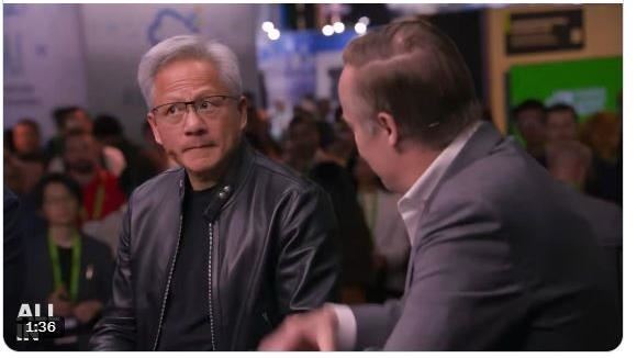 看好機器人前景！黃仁勳、馬斯克隔空唱和