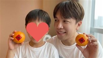 46歲許志豪突PO小孩照　網驚：你兒子嗎？