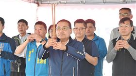 侯友宜今日赴新店五城花園公墓視察115年清明祭祀服務。（圖／新北市府提供）