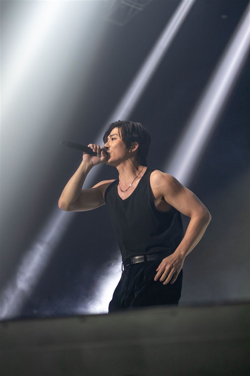 吳是閎出道13年發行3張專輯，一路上跌跌撞撞。（圖／走音佬音樂工作室提供）