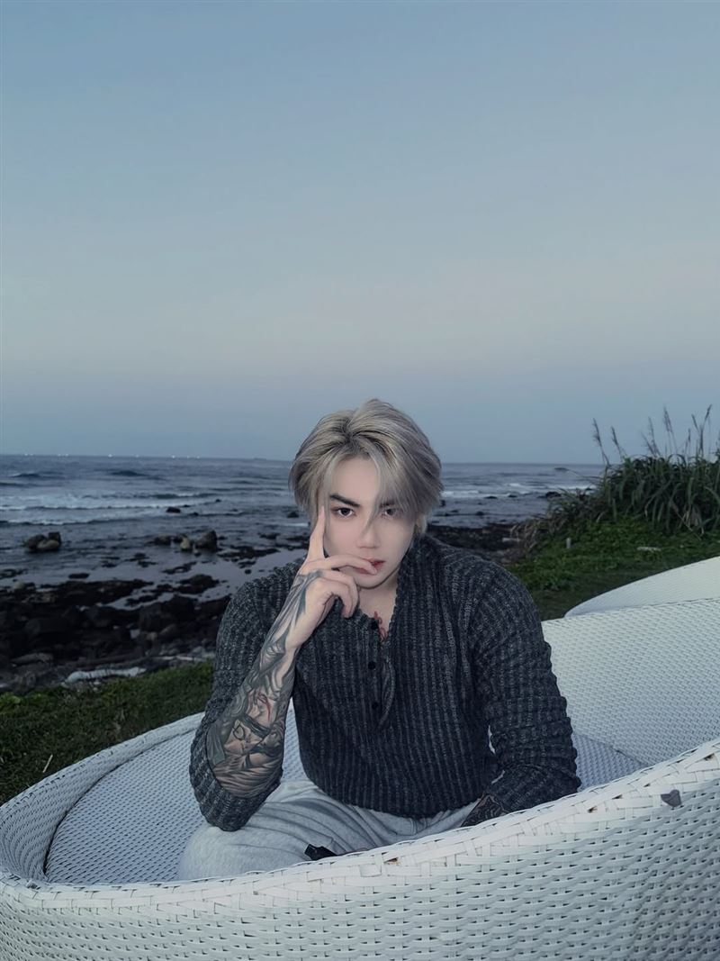 邵某日前因閃兵案遭拘提。（圖／翻攝自邵某IG）