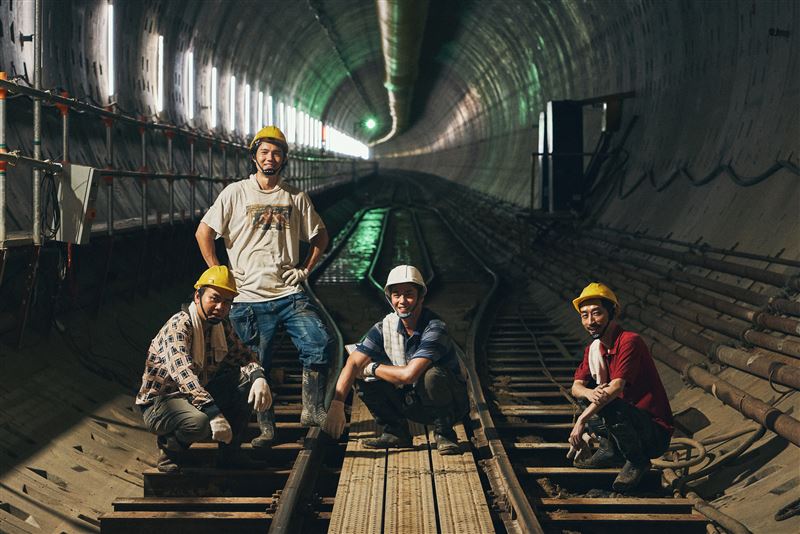 （右起）陳竹昇、莊凱勛、張耀仁與楊大正自組「工地F4」。（圖／Hami Video提供）