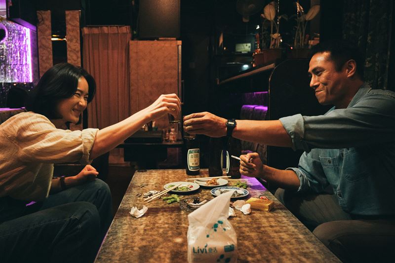 鍾瑶（左）和莊凱勛有許多精彩對手戲。（圖／Hami Video提供）