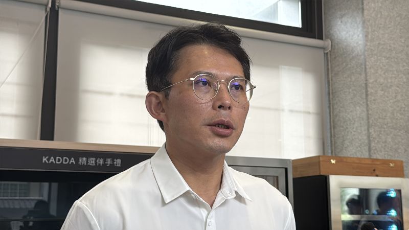 民眾黨立委李貞秀爭議不斷，民眾黨主席黃國昌表示，不分區立委必須回應支持者的期待，然而李貞秀目前並未達到這個標準。（圖／中央社）