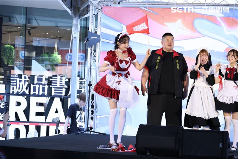 百萬YouTuber大蛇丸透露女友其實已經跟著一起北上，目前人就在台北。（圖／記者鄭孟晃攝影）