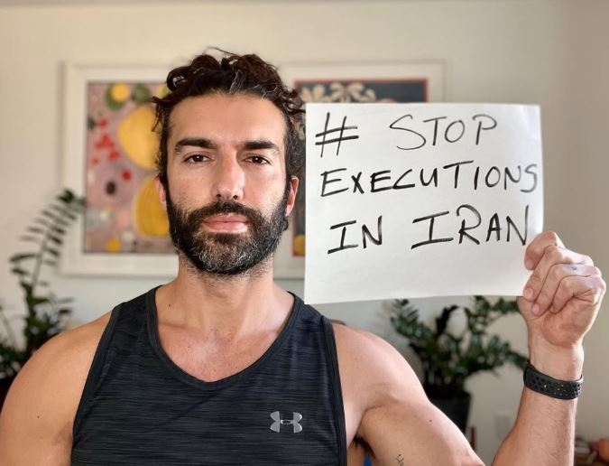 布蕾克萊芙莉告導演巴爾多尼性騷擾，13項指控10項遭駁回。圖為巴爾多尼聲援伊朗民運。（圖／翻攝自維基百科）