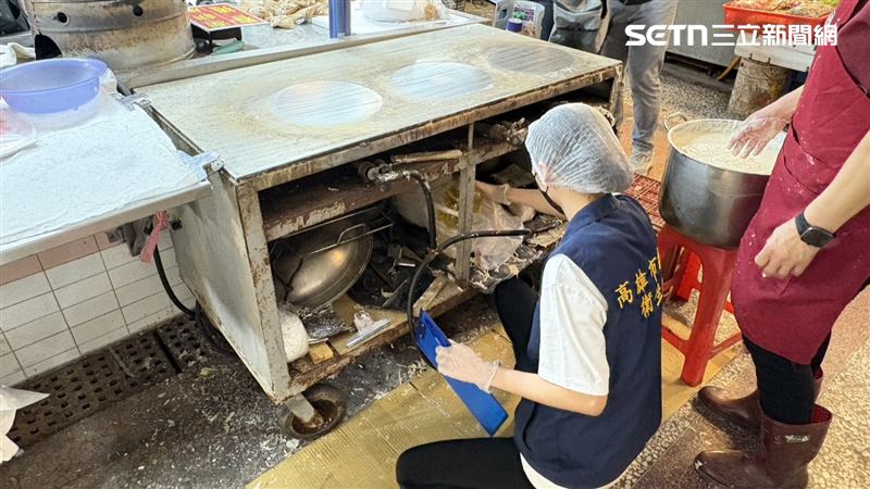 春捲害「67人中毒」攤商竟沒保產品責任險