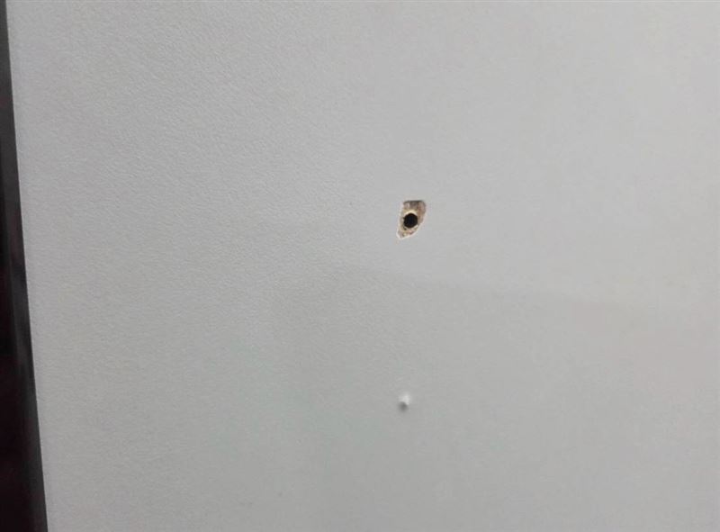 讓女網友緊張的小孔。（圖／翻攝畫面）