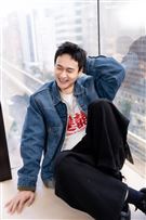 劉冠廷接受《三立新聞網》專訪。（圖／記者趙于瑩攝影）