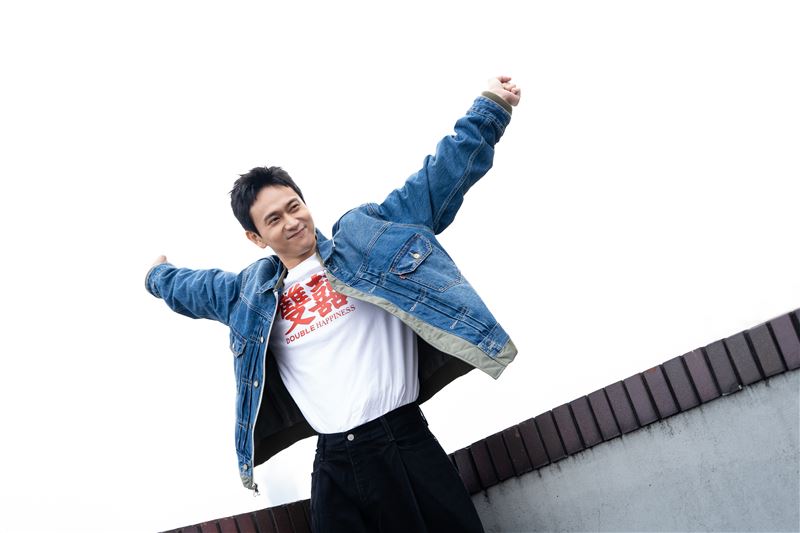 劉冠廷接受《三立新聞網》專訪。（圖／記者趙于瑩攝影）