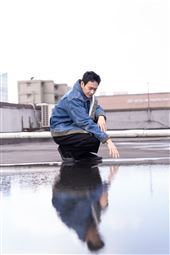 劉冠廷接受《三立新聞網》專訪。（圖／記者趙于瑩攝影）