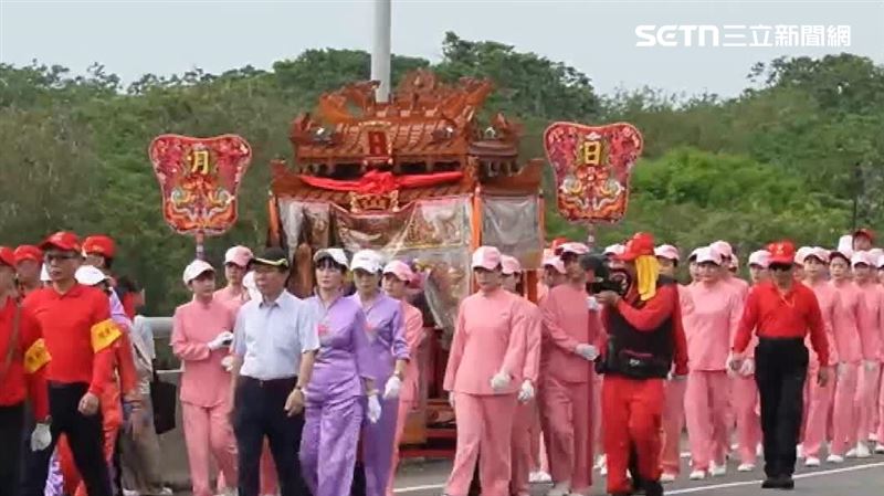 桃園龍德宮南巡遶境 後龍江西正天府駐駕