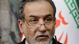 伊朗外長阿拉奇。美媒《Axios》6日報導，阿拉奇和美國總統川普的特使魏科夫，透過多國的居中斡旋展開秘密談判，討論兩國停火45天。（圖／翻攝自X平台 @_GlobeObserver）