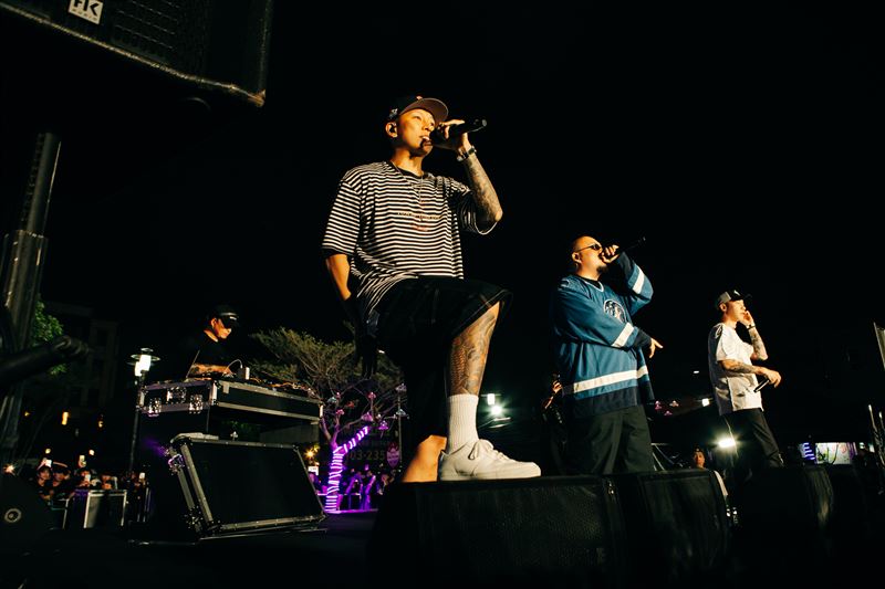 頑童快閃台南與高雄,現場粉絲暴動。(圖/本色音樂提供)