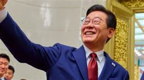 習近平、李在明自拍。（圖／取自X「@Jaemyung_Lee」）