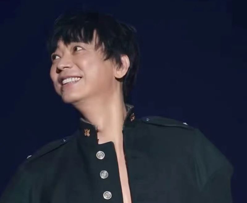 蘇見信近期開始巡演，下一站是佛山。（翻攝微博）