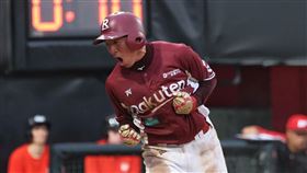 樂天桃猿外野手成晉滑回全場唯一1分。（圖／樂天桃猿提供）