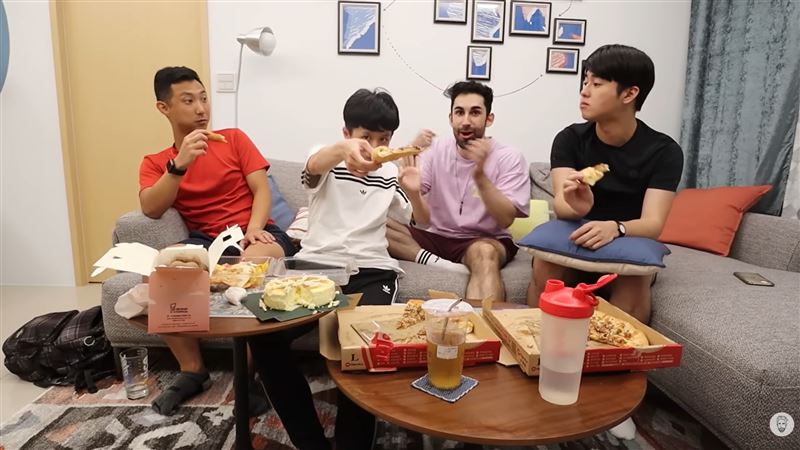 有網友回顧，酷（Ku）過去曾與HOOK、劉沛（Pierre Liu）以及Tommy交情甚篤，4人更曾組成團體並頻繁合作拍攝企劃。然而，該組合的頻道已停更5年。（圖／翻攝自「Ku's dream酷的夢-」YT）