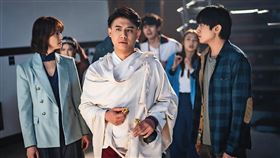 誘騙人妻尼泊爾逞欲 網紅禪師1招撩女超噁