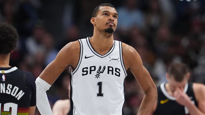 馬刺險勝卻蒙陰影 溫班亞馬肋骨挫傷退場