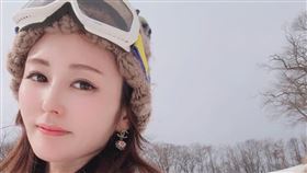 麻衣。（圖／翻攝自麻衣IG）