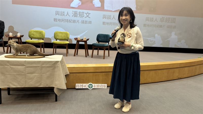 三立慈善基金會副執行長王若庭，提到這部紀錄片她已三刷，認為維持生物多樣性是地球永續存在的關鍵。（圖／三立永續辦公室提供）